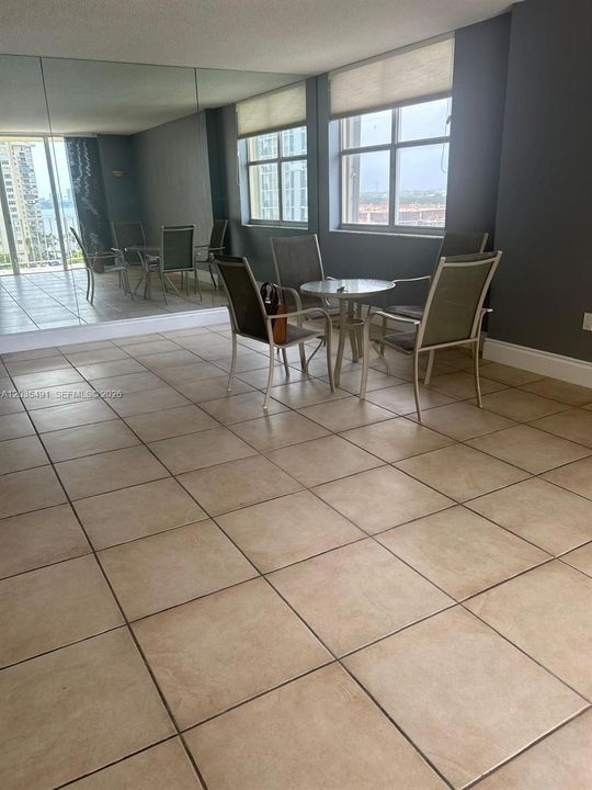 В аренду: $2,800 (2 спален, 2 ванн, 1551 Квадратных фут)