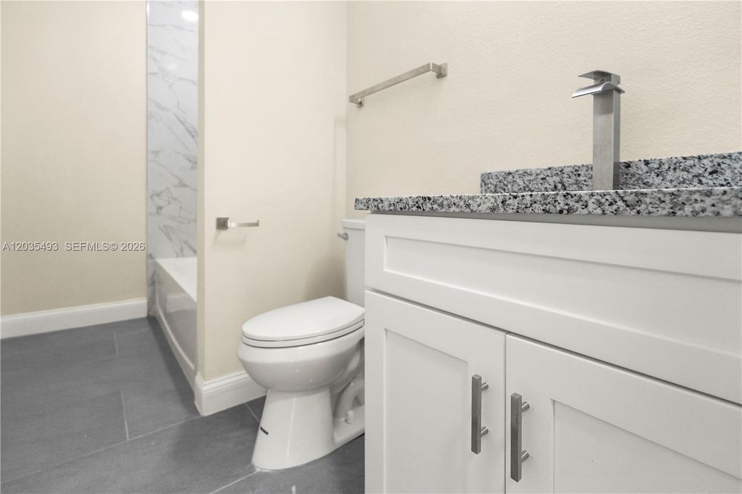 For Rent: $2,395 (3 beds, 3 baths, 1802 Square Feet)