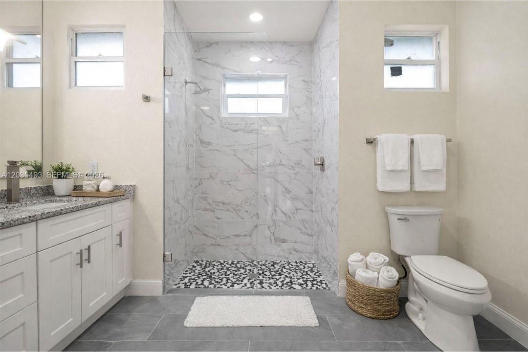 For Rent: $2,395 (3 beds, 3 baths, 1802 Square Feet)