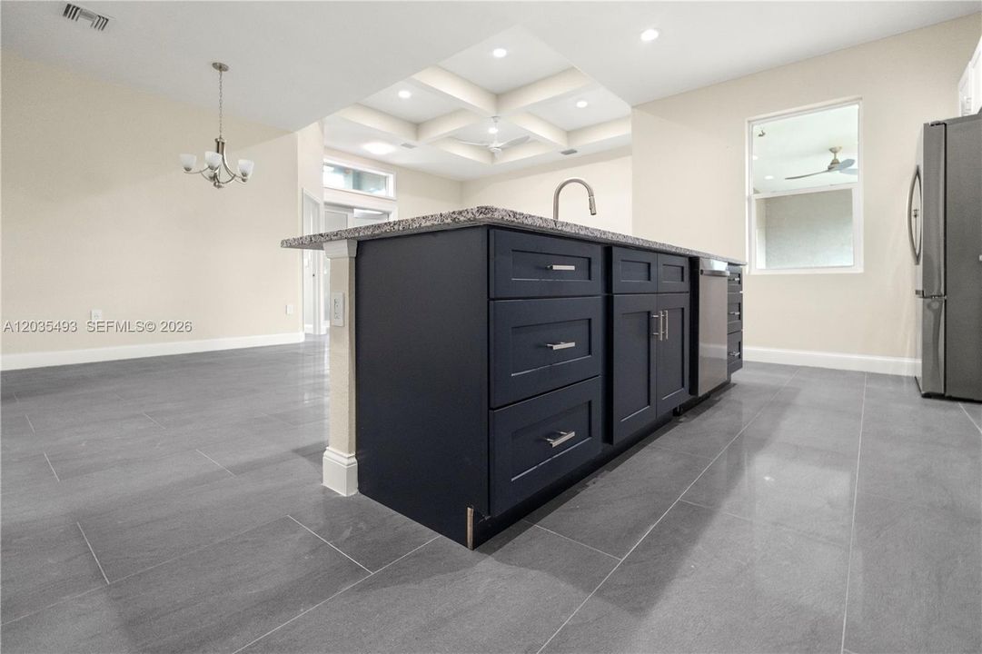 For Rent: $2,395 (3 beds, 3 baths, 1802 Square Feet)
