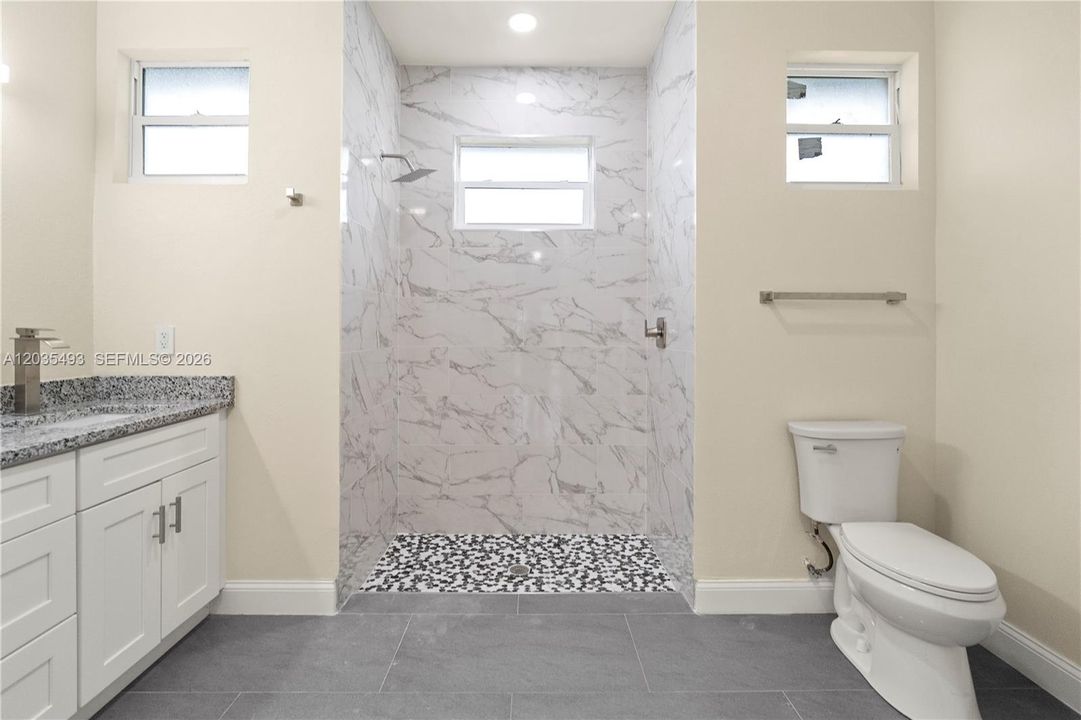 For Rent: $2,395 (3 beds, 3 baths, 1802 Square Feet)