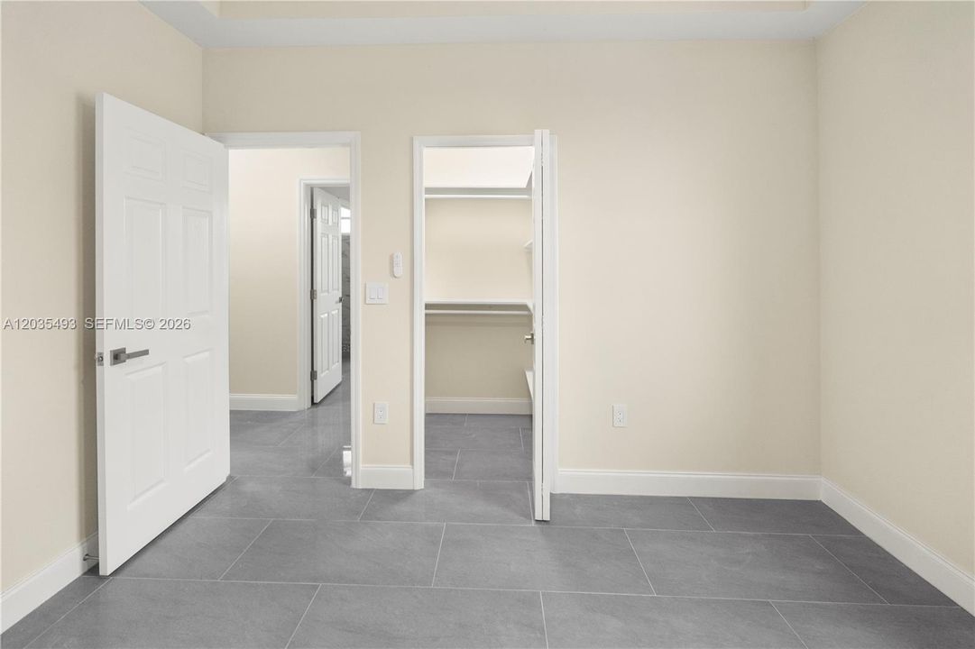 For Rent: $2,395 (3 beds, 3 baths, 1802 Square Feet)