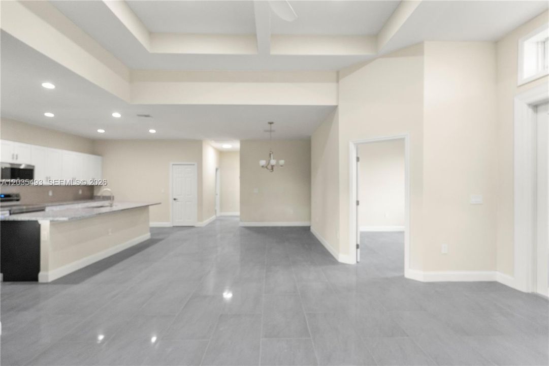 For Rent: $2,395 (3 beds, 3 baths, 1802 Square Feet)