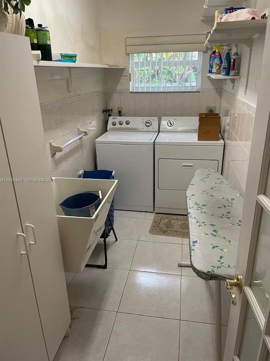 En Renta: $2,800 (2 camas, 2 baños, 1600 Pies cuadrados)