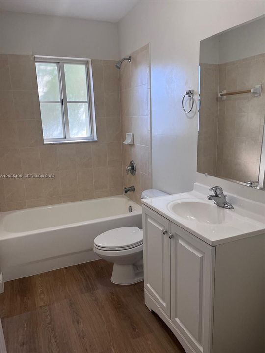 For Rent: $2,500 (3 beds, 2 baths, 1458 Square Feet)
