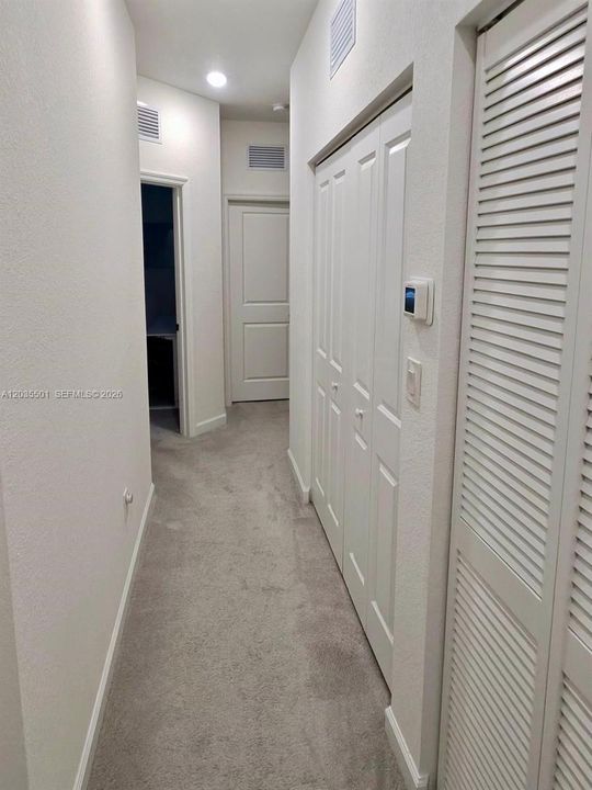 En Venta: $560,000 (3 camas, 2 baños, 1695 Pies cuadrados)