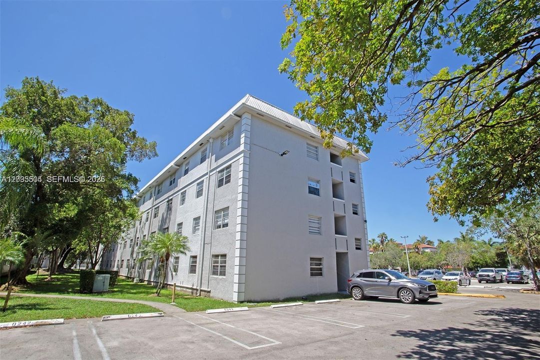 En Venta: $174,900 (1 camas, 1 baños, 664 Pies cuadrados)