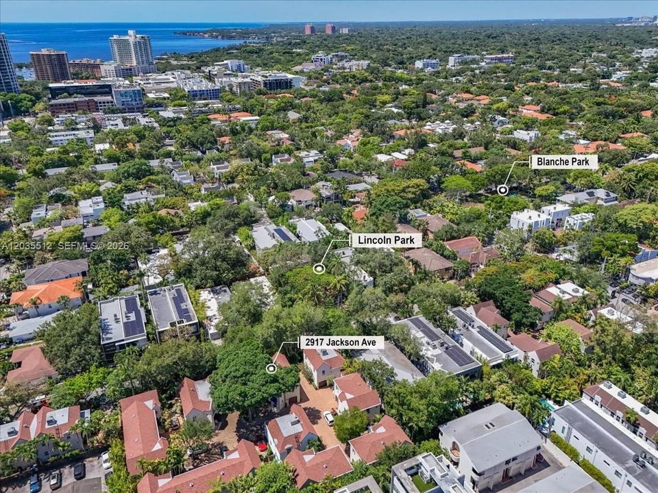 На продажу: $1,925,000 (3 спален, 2 ванн, 1940 Квадратных фут)