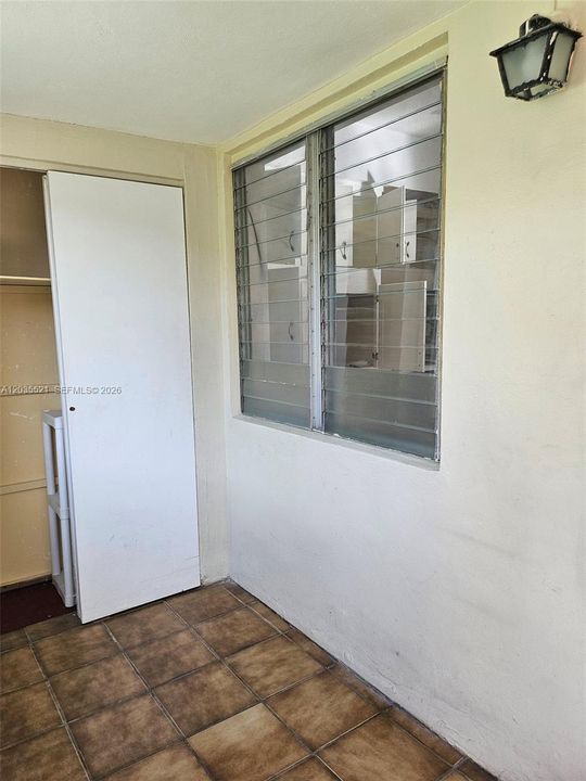 En Renta: $1,700 (2 camas, 2 baños, 3076 Pies cuadrados)
