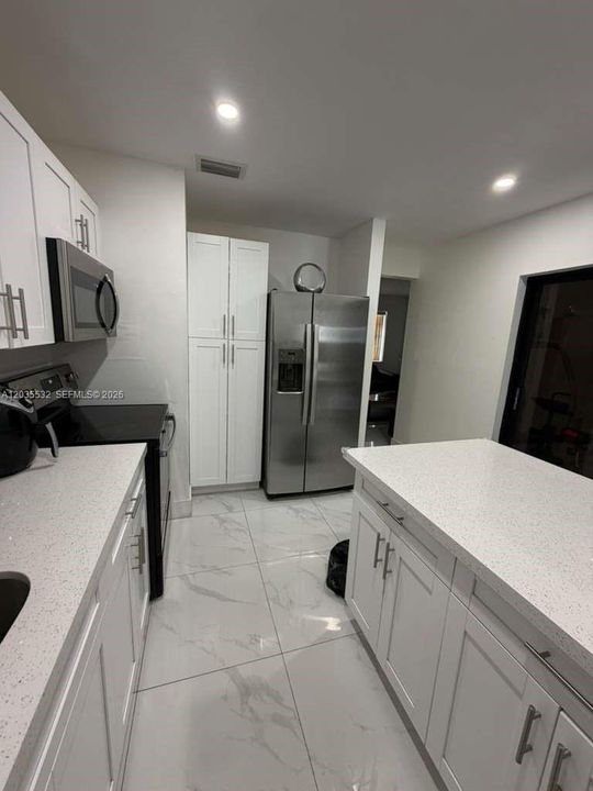 For Sale: $575,000 (4 beds, 2 baths, 1425 Square Feet)