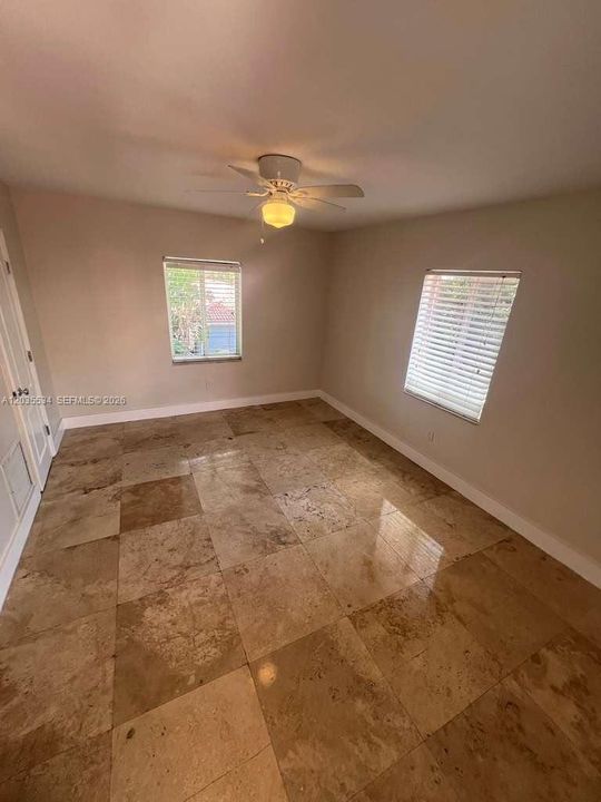 For Rent: $1,490 (0 beds, 1 baths, 338 Square Feet)