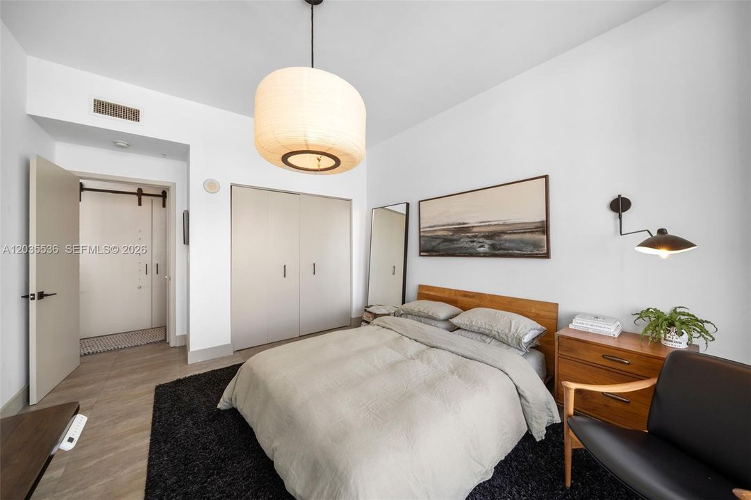 В аренду: $8,900 (2 спален, 2 ванн, 1577 Квадратных фут)