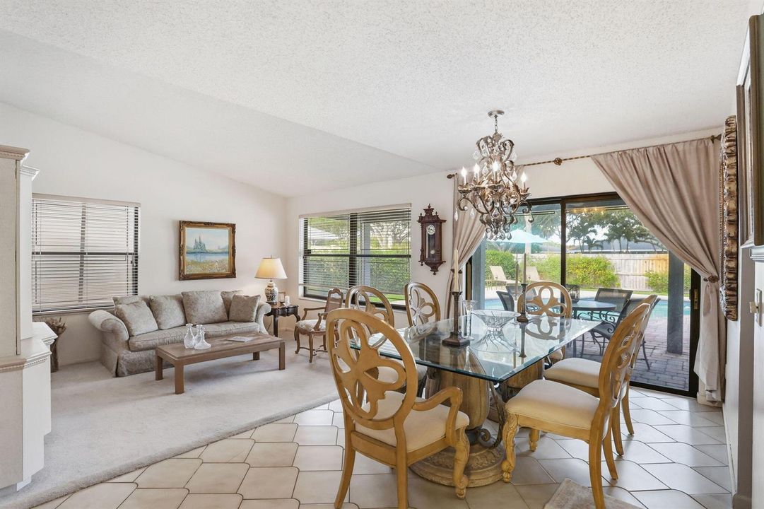 Living Room/Dining Room