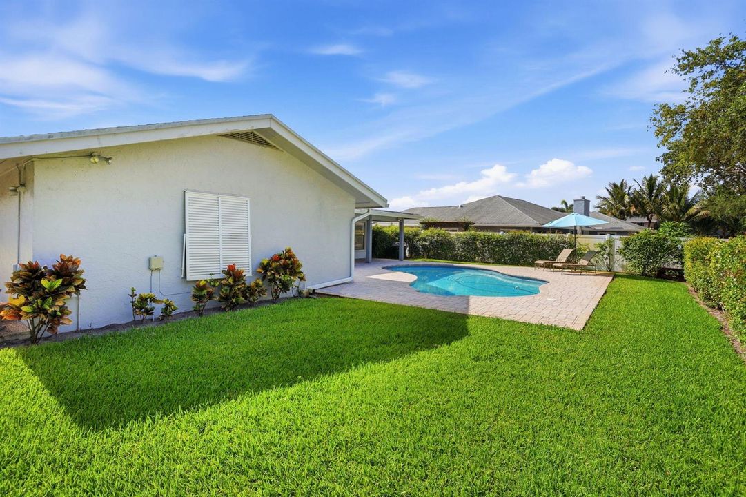 Yard/Pool