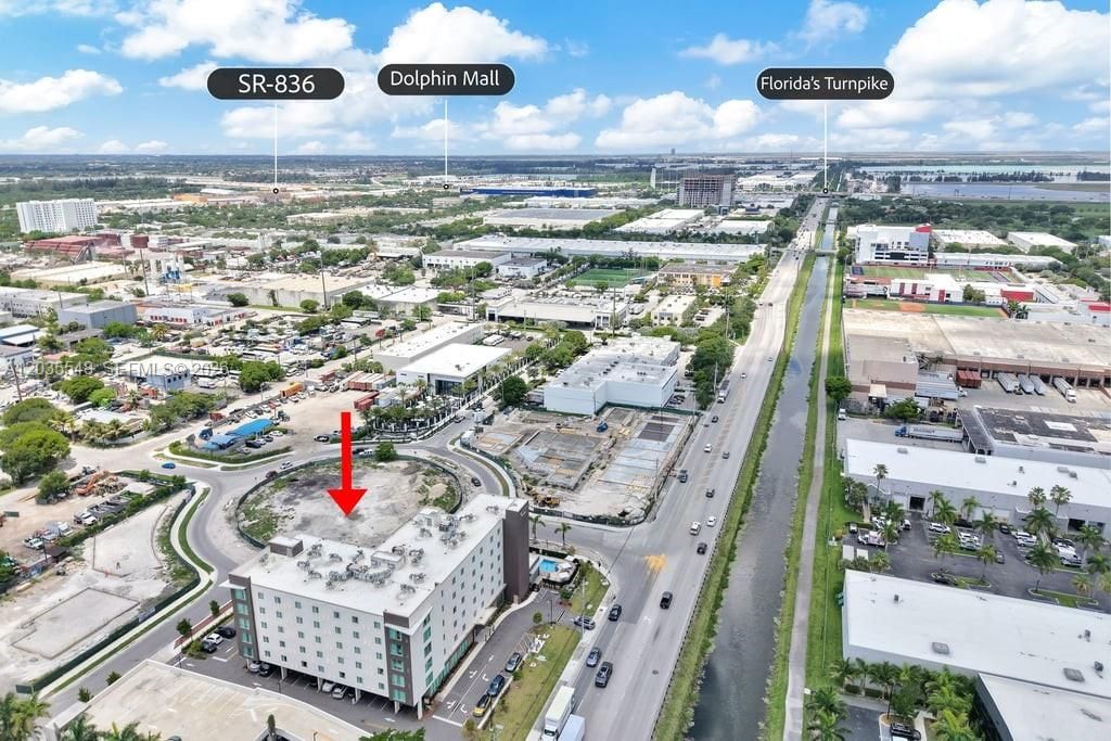 На продажу: $1,899,000 (0 спален, 0 ванн, 0 Квадратных фут)