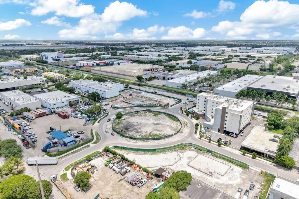 На продажу: $1,899,000 (0 спален, 0 ванн, 0 Квадратных фут)