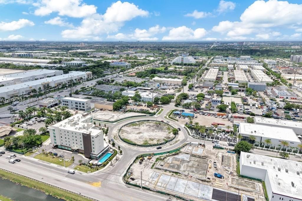 На продажу: $1,899,000 (0 спален, 0 ванн, 0 Квадратных фут)