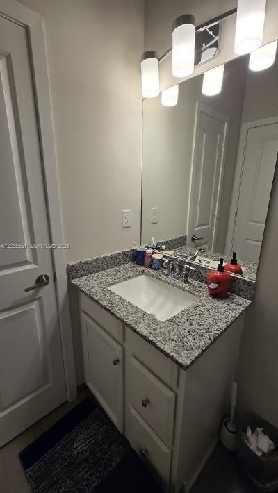 En Venta: $435,000 (3 camas, 2 baños, 1530 Pies cuadrados)