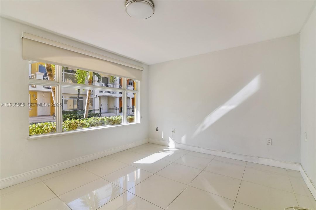 For Sale: $790,000 (3 beds, 2 baths, 1797 Square Feet)