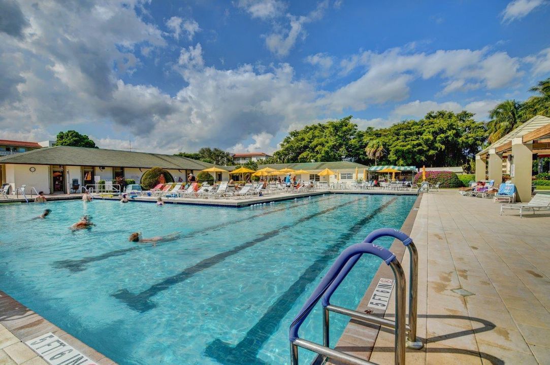 MAIN POOL