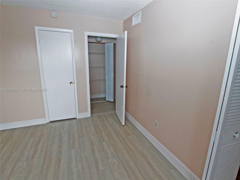 En Renta: $2,400 (2 camas, 2 baños, 1415 Pies cuadrados)