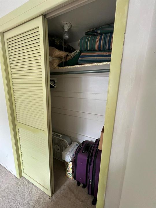 BED-2CLOSET