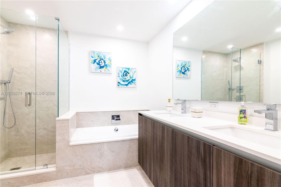 En Renta: $11,000 (3 camas, 4 baños, 2018 Pies cuadrados)