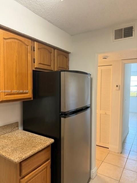 В аренду: $1,700 (1 спален, 1 ванн, 813 Квадратных фут)