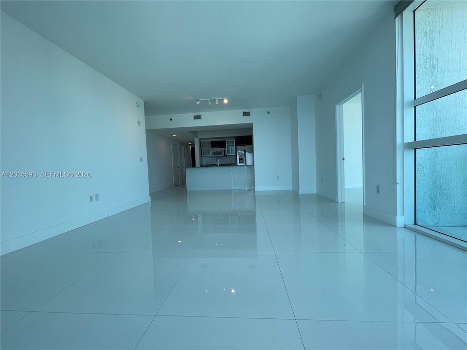 For Rent: $5,800 (2 beds, 2 baths, 1278 Square Feet)