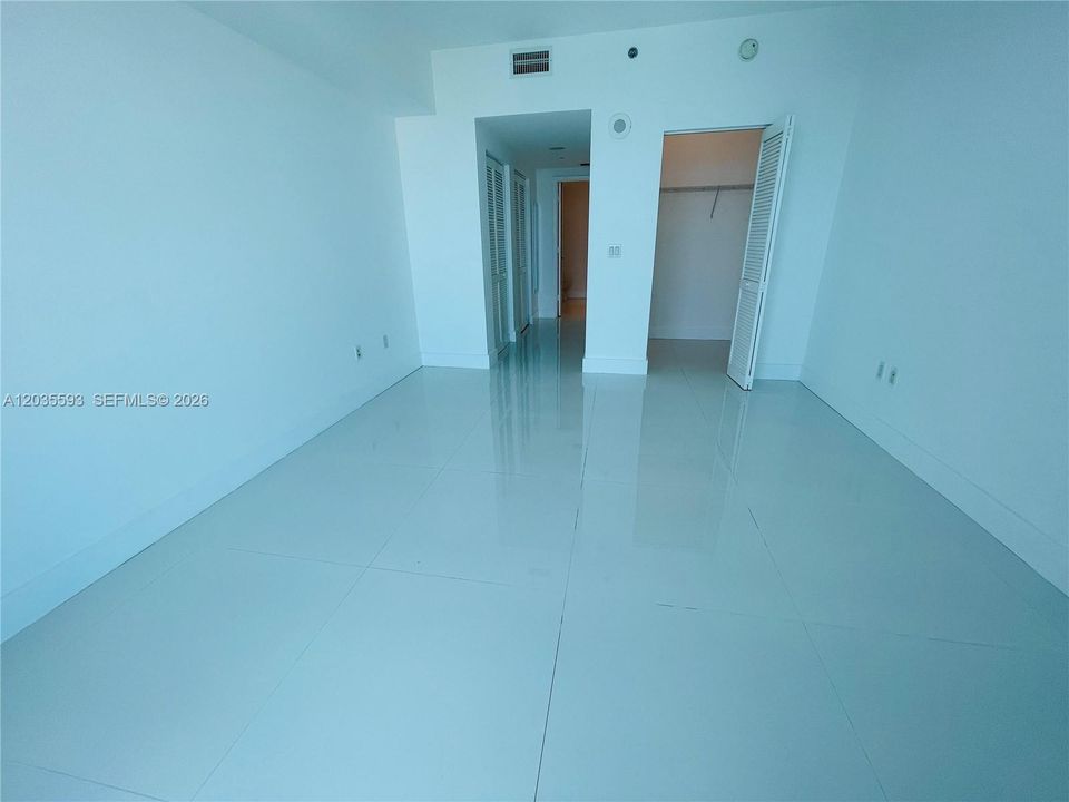 For Rent: $5,800 (2 beds, 2 baths, 1278 Square Feet)