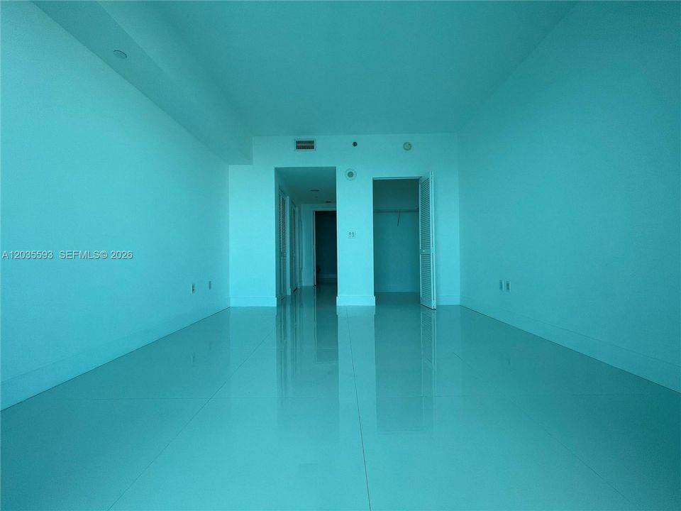 For Rent: $5,800 (2 beds, 2 baths, 1278 Square Feet)