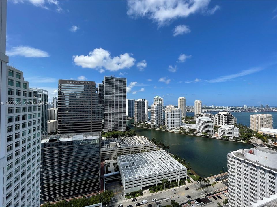 For Rent: $5,800 (2 beds, 2 baths, 1278 Square Feet)