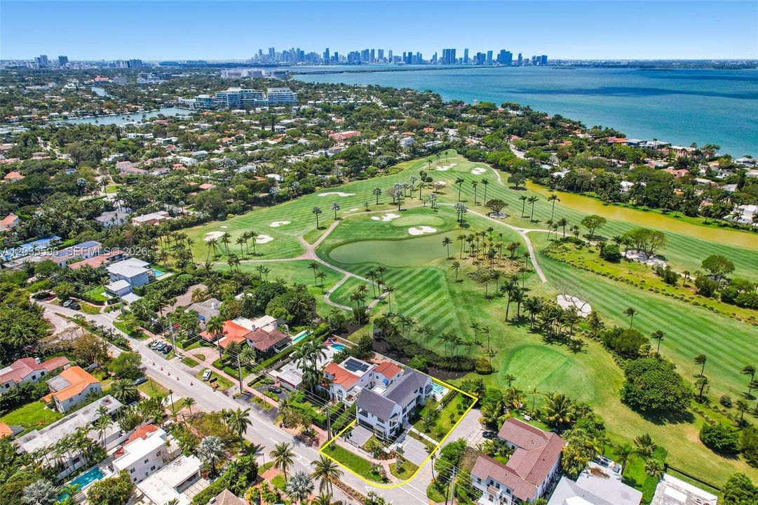 En Venta: $6,995,000 (4 camas, 4 baños, 3686 Pies cuadrados)