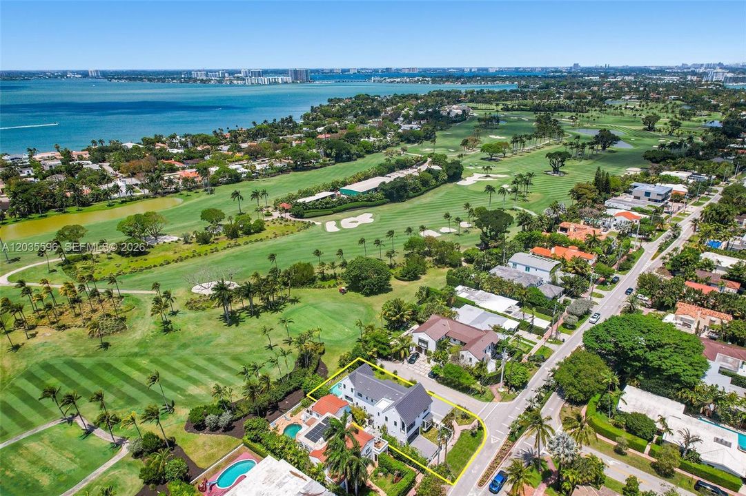 En Venta: $6,995,000 (4 camas, 4 baños, 3686 Pies cuadrados)
