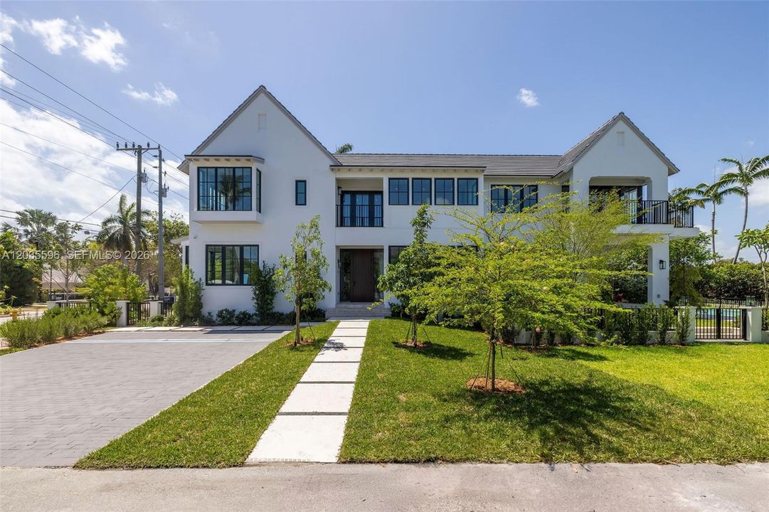 En Venta: $6,995,000 (4 camas, 4 baños, 3686 Pies cuadrados)