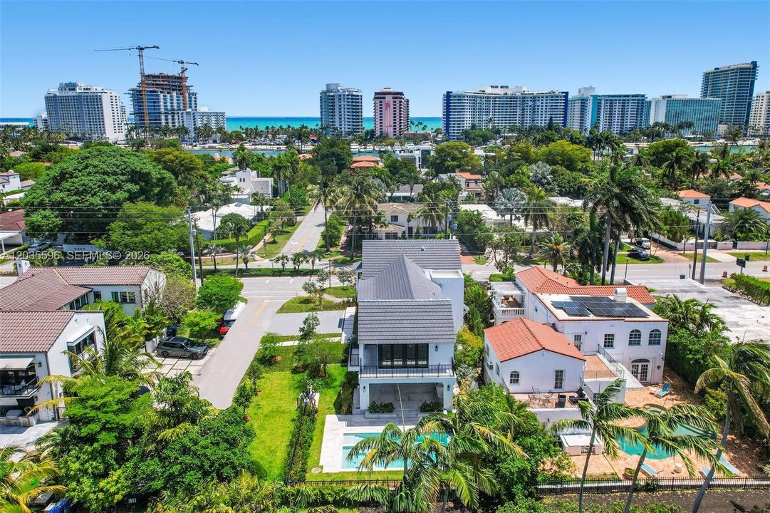 En Venta: $6,995,000 (4 camas, 4 baños, 3686 Pies cuadrados)