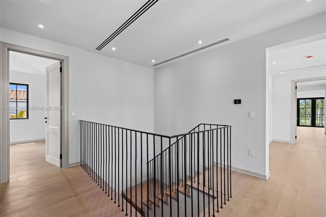 Second floor hallway to bedrooms