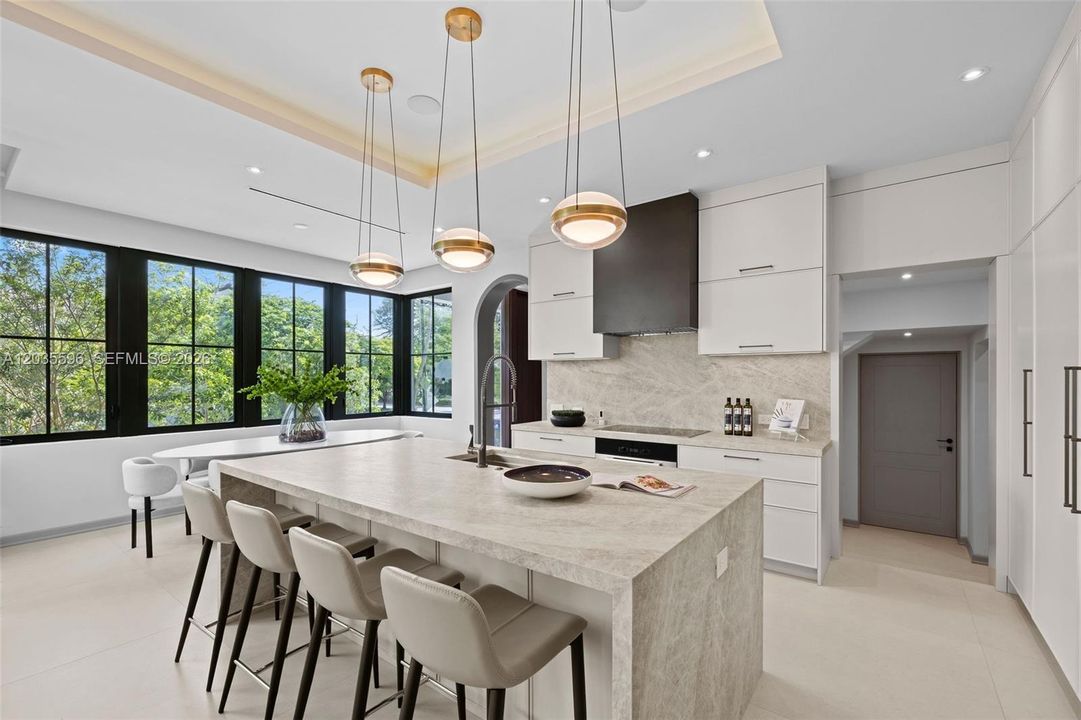 En Venta: $6,995,000 (4 camas, 4 baños, 3686 Pies cuadrados)