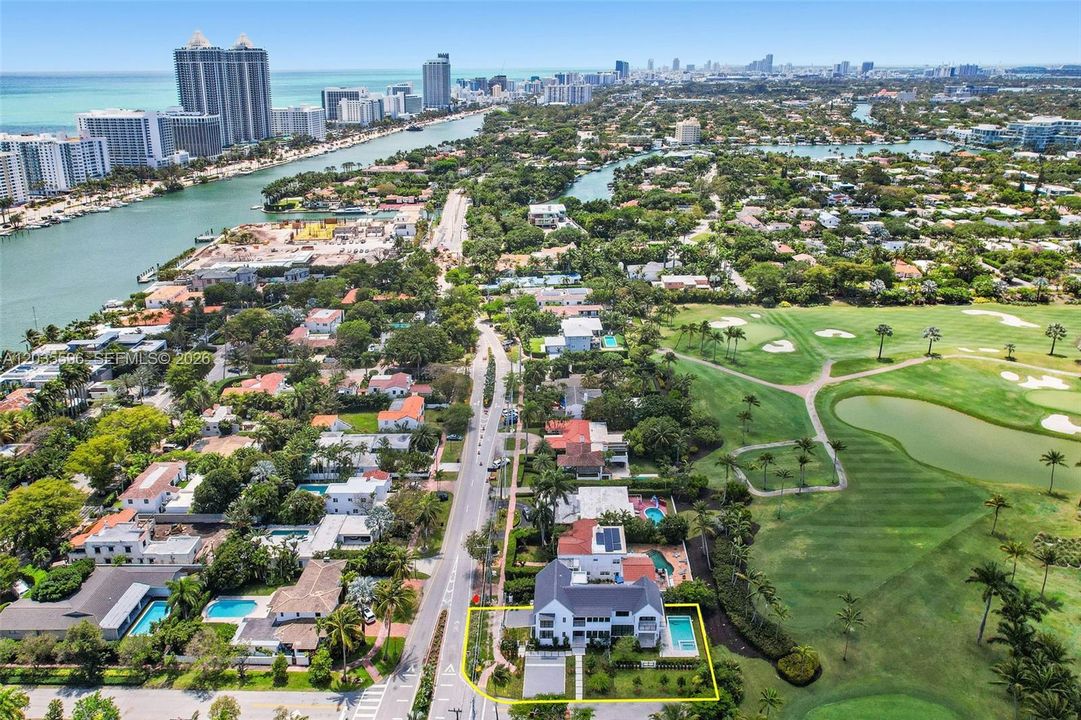 En Venta: $6,995,000 (4 camas, 4 baños, 3686 Pies cuadrados)