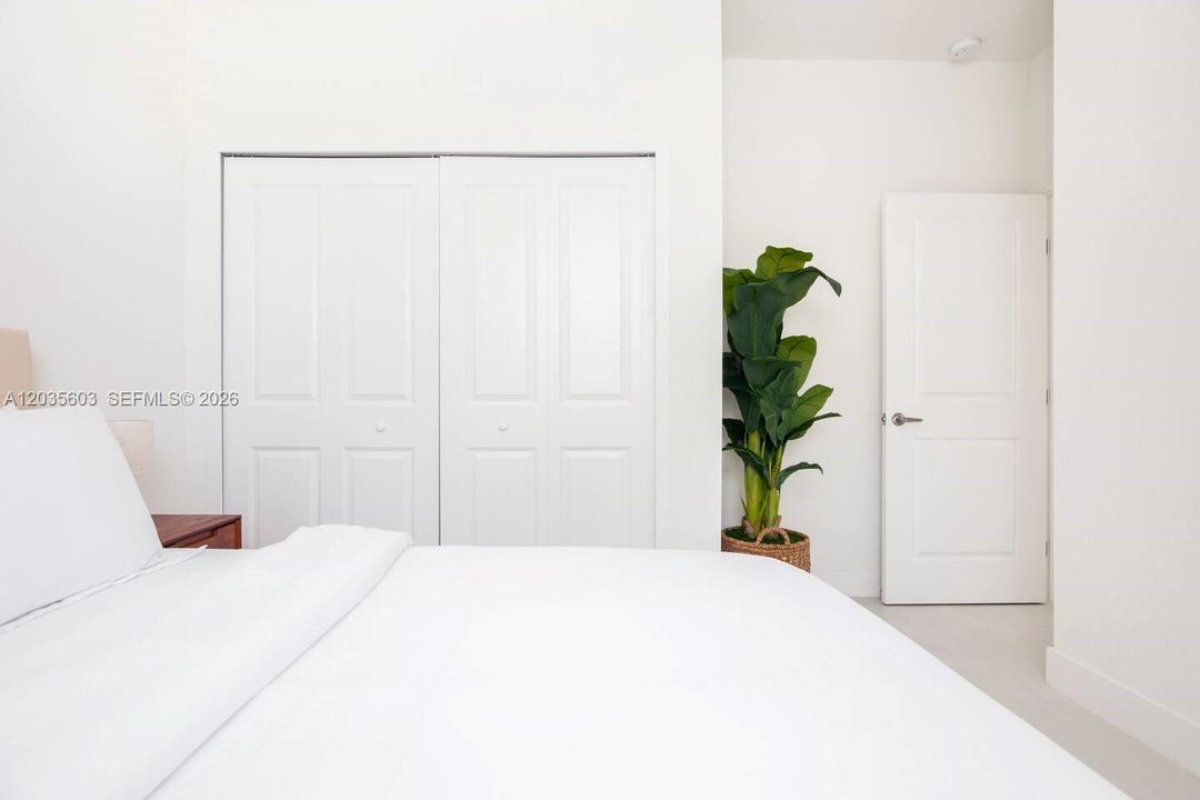For Rent: $4,700 (4 beds, 3 baths, 1997 Square Feet)