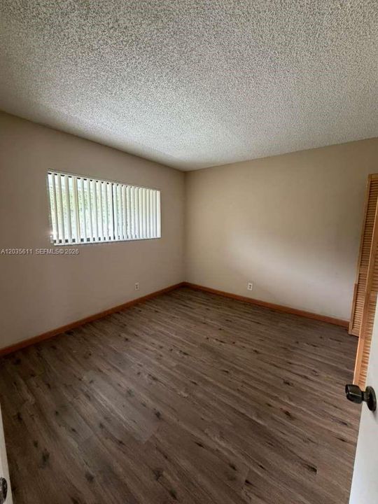 В аренду: $1,800 (2 спален, 2 ванн, 24255 Квадратных фут)
