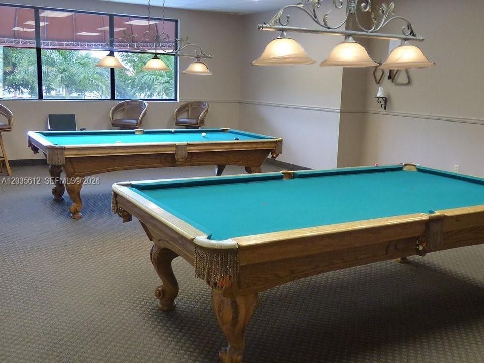 For Rent: $2,250 (2 beds, 2 baths, 1170 Square Feet)