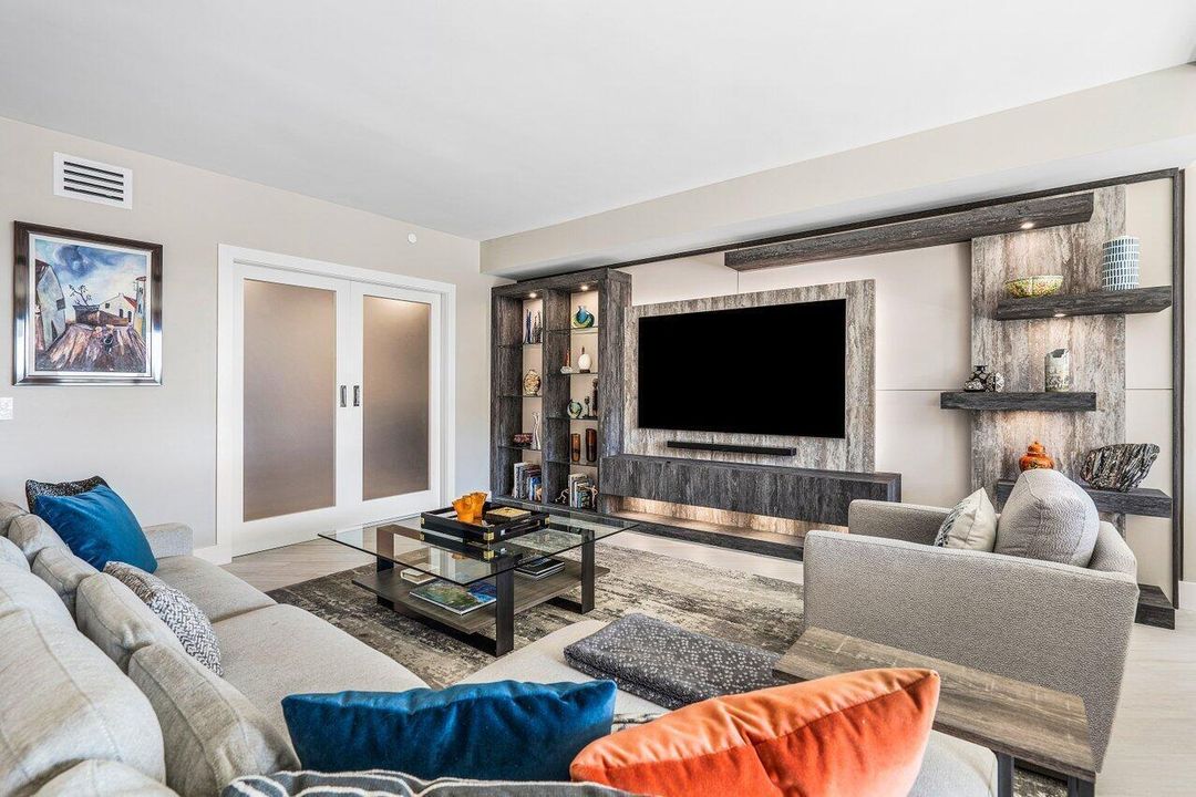 office/den adjacent to living area