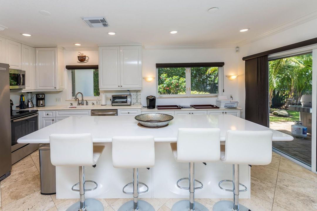 817 NE 71st St Boca Raton FL-large-016-0