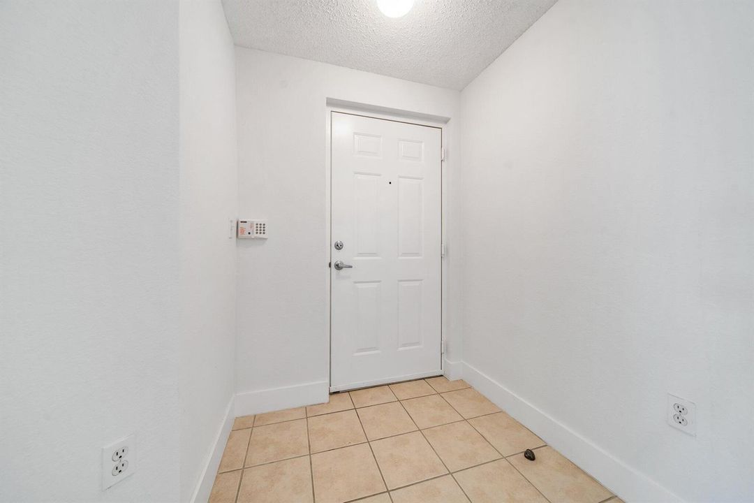 004-3020AlcazarPl202-PalmBeachGardens-FL