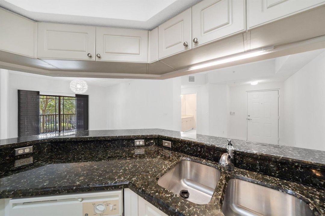 027-3020AlcazarPl202-PalmBeachGardens-FL