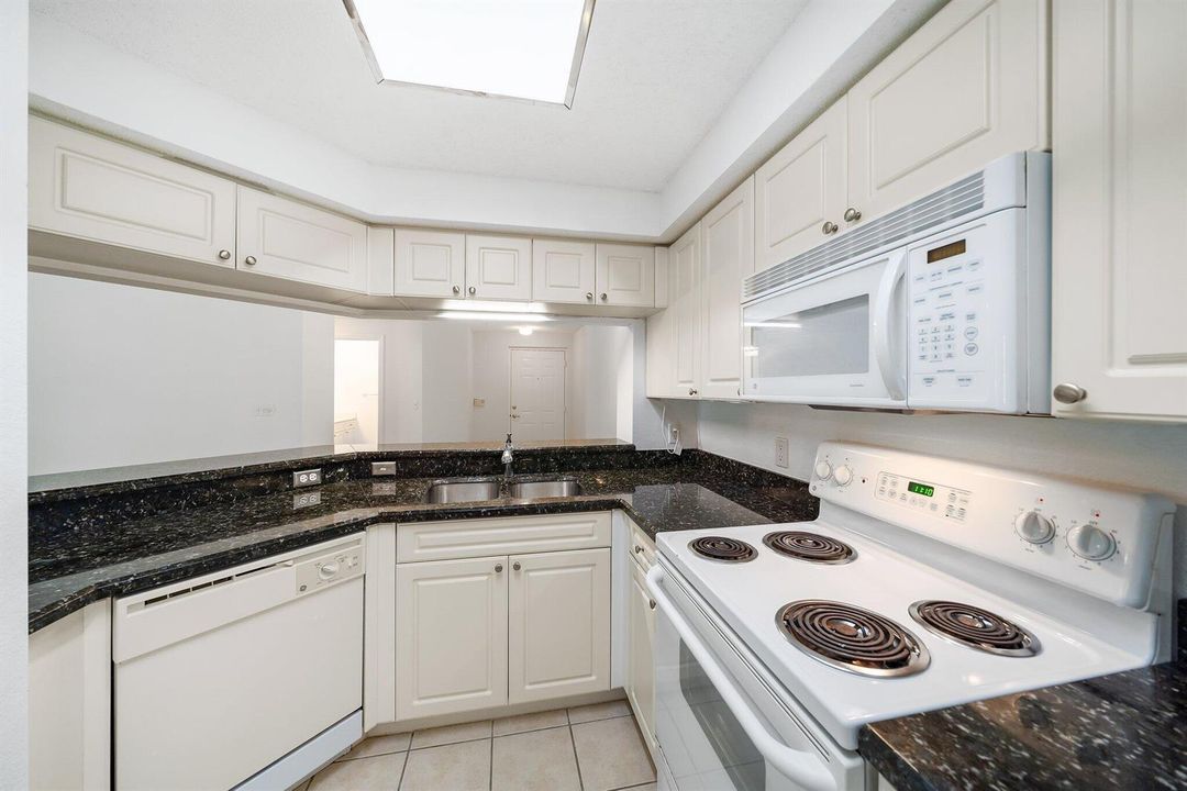 026-3020AlcazarPl202-PalmBeachGardens-FL