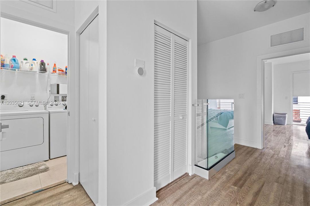 En Venta: $815,000 (3 camas, 3 baños, 1743 Pies cuadrados)