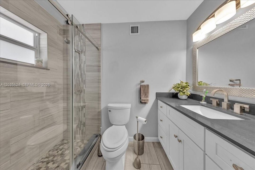 En Venta: $539,900 (4 camas, 2 baños, 1782 Pies cuadrados)