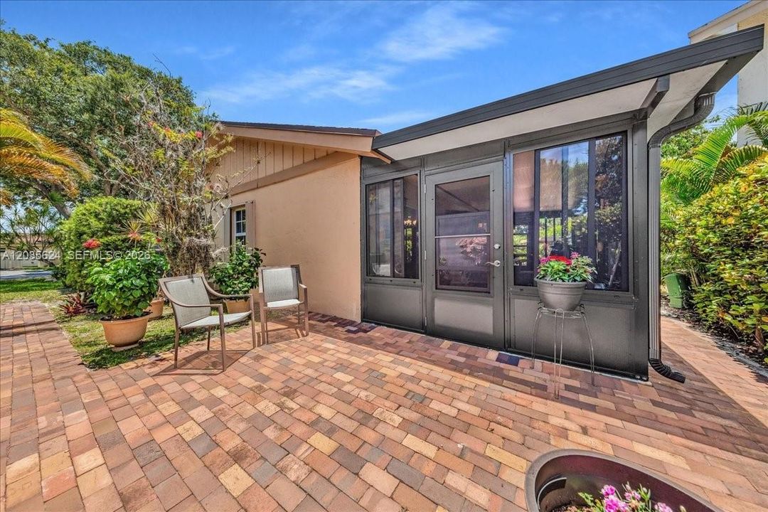 En Venta: $539,900 (4 camas, 2 baños, 1782 Pies cuadrados)